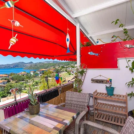 Derin Mavi Butik Gazde/Camere de închiriat *