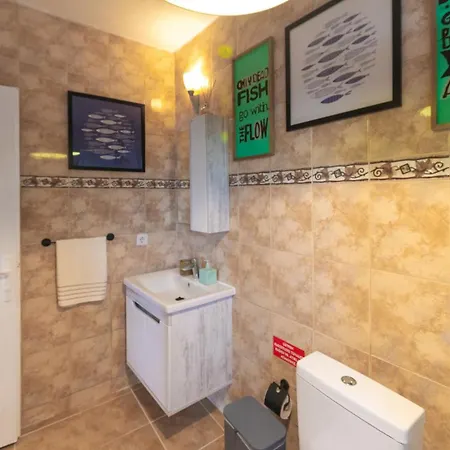 홈스테이 Derin Mavi Butik