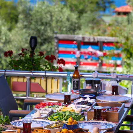 Derin Mavi Butik * Sogut (Aegean)