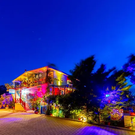 Derin Mavi Butik Séjour chez l'habitant Sogut (Aegean)