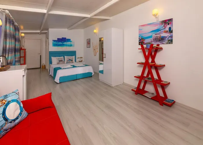 Derin Mavi Butik * Sogut (Aegean)