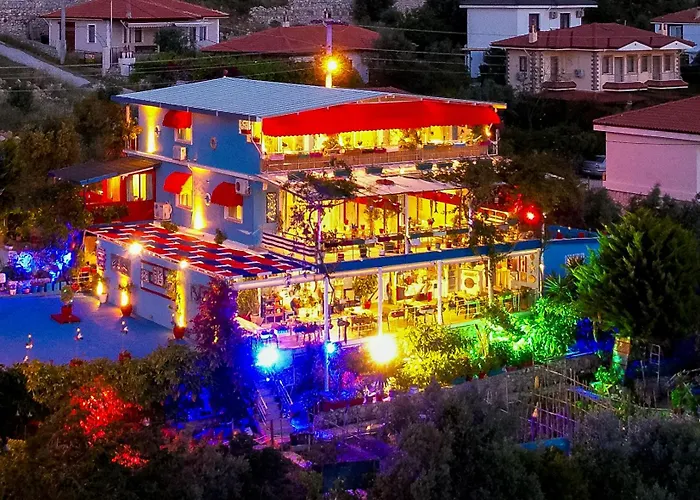 Derin Mavi Butik Gazde/Camere de închiriat *