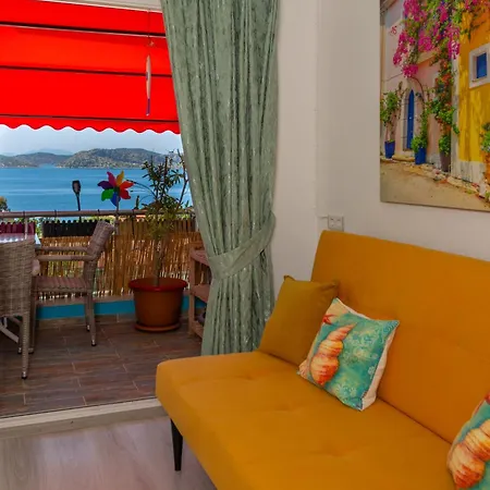 Derin Mavi Butik Sogut (Aegean)