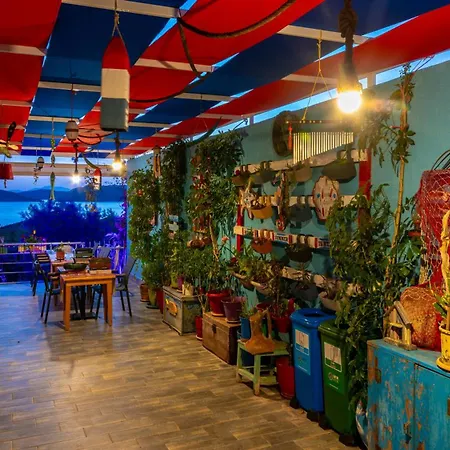 Derin Mavi Butik Sogut (Aegean)