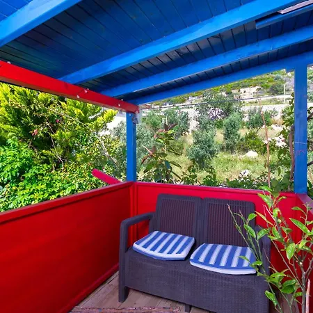 Derin Mavi Butik Sogut (Aegean)