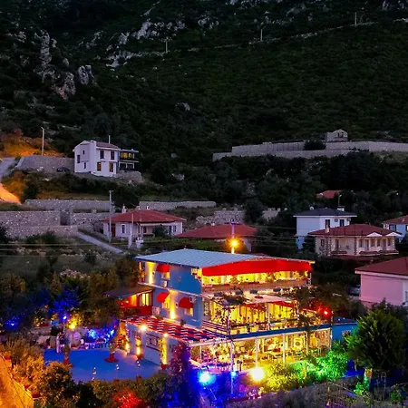 Homestay Derin Mavi Butik Sogut (Aegean)