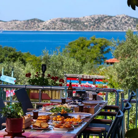 Derin Mavi Butik * Sogut (Aegean)