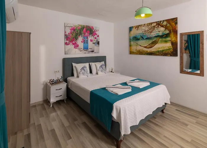 Derin Mavi Butik בית אירוח Sogut (Aegean)