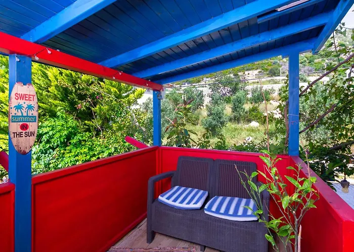 Derin Mavi Butik Sogut (Aegean)